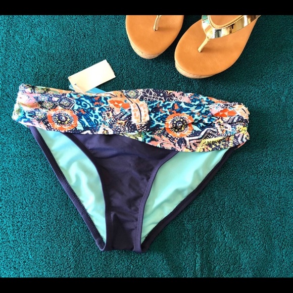 Bleu by Rod Beattie Other - Bleu by Rod Beattie, Hipster Bikini Bottom Sz 8 🆕